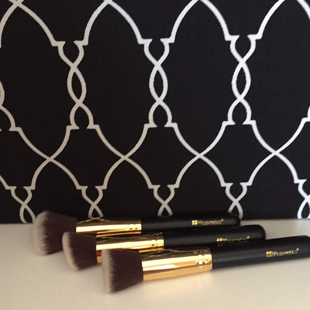BH Cosmetics face brushes set of 3